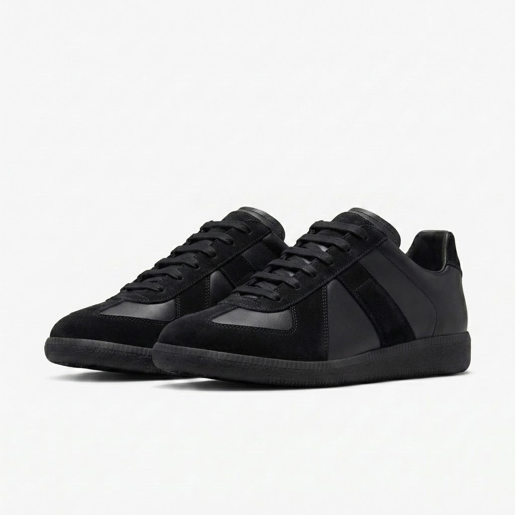 MIRAVEL SNEAKER