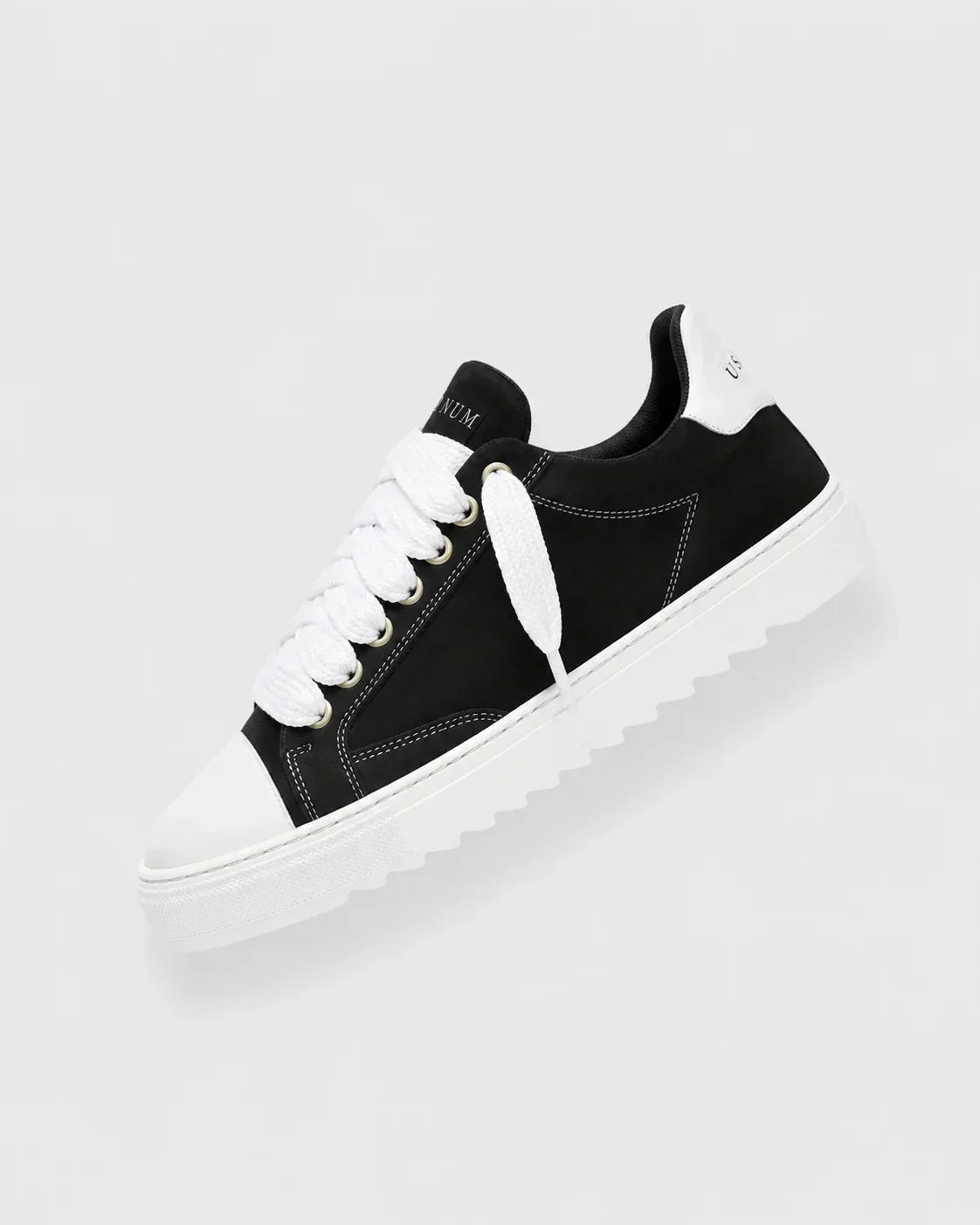 NUM SNEAKER