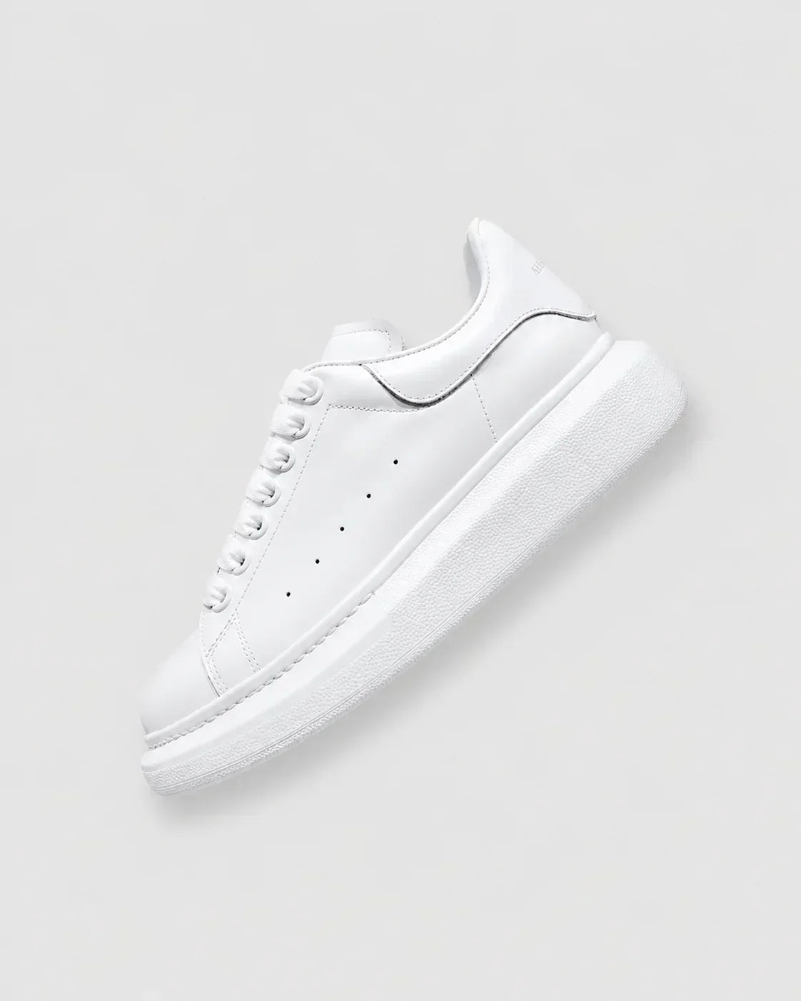 QUEEN SNEAKER