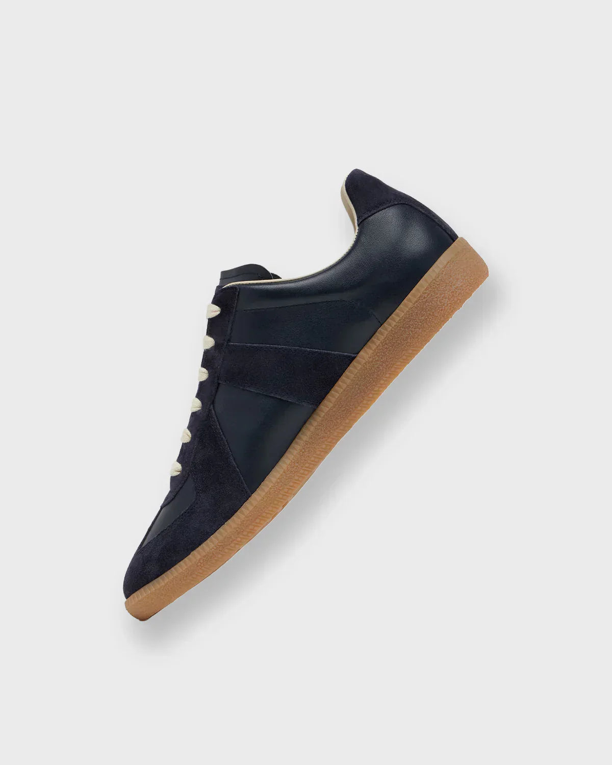MIRAVEL SNEAKER V2